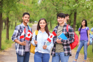 Read more about the article Why is Canada cutting immigration by more than 20% in 2025?